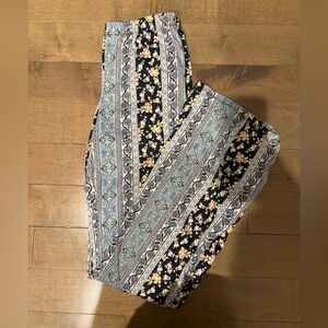 Forever 21 Blue and Black Patterned Pants